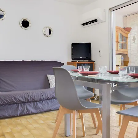 Studio Plein Soleil-2 * Agde